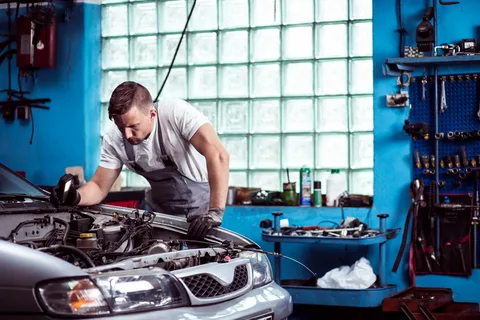 Why Every Car Enthusiast Need Equipped Garage