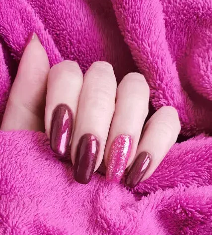 Gel nail extensions