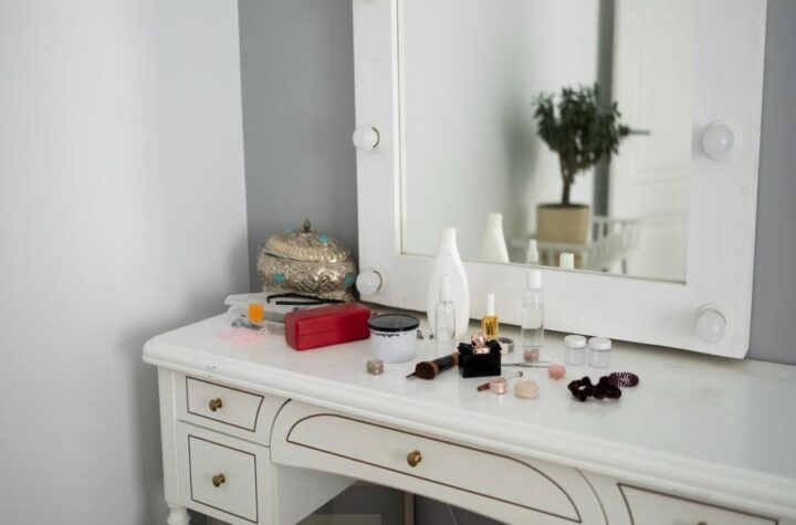 Dressing Table Vanity