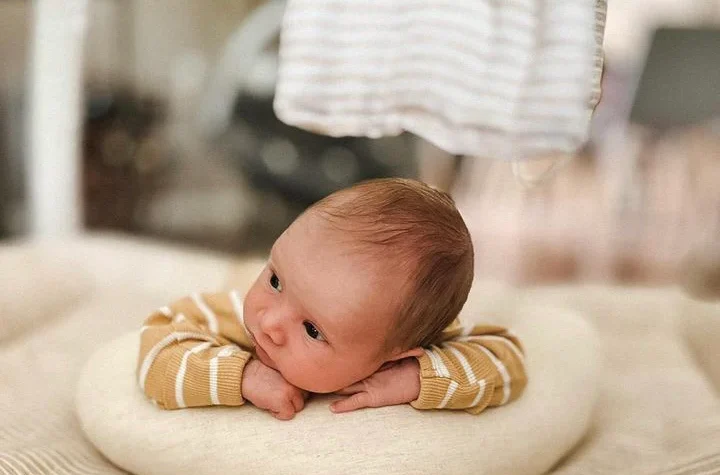 tummy time pillow